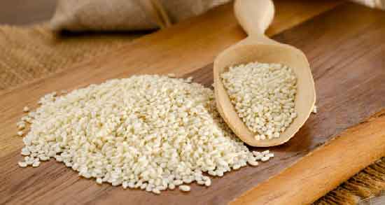 کنجد برای زن باردار ؛ آیا استفاده از کنجد در بارداری مفید است یا مضر؟