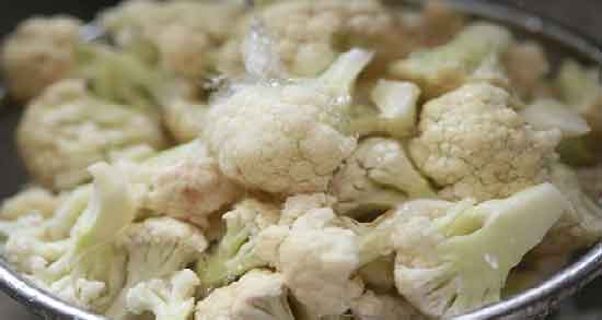 گل کلم برای تیروئید مضر است و همه چیز درباره خواص و مضرات گل کلم برای تیروئید گل کلم برای تیروئید مضر است ؛ همه چیز درباره خواص و مضرات گل کلم برای تیروئید