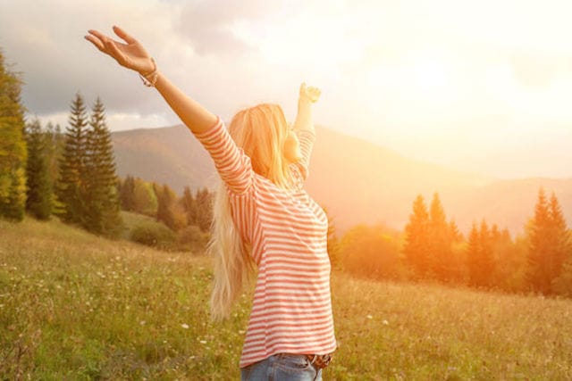 ۹ ترفند ساده تغذیه سالم در محیط کار برای شادابی و نشاط بیشتر بدن