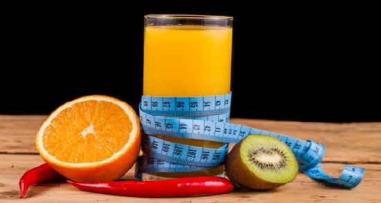 آب پرتقال و کیوی ؛ ویتامین C فراوان در ترکیب آب پرتقال و کیوی