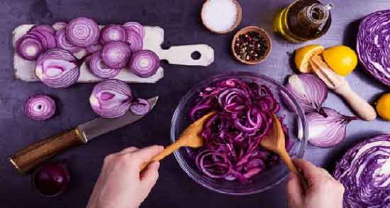 آب پیاز برای بارداری ؛ خواص و مضرات استفاده از آب پیاز برای زن باردار