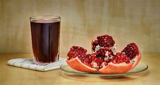 خواص آب انار برای خانم ها ؛ بررسی خاصیت خوردن آب انار برای سلامت زنان خواص آب انار برای خانم ها ؛ بررسی خاصیت خوردن آب انار برای سلامت زنان