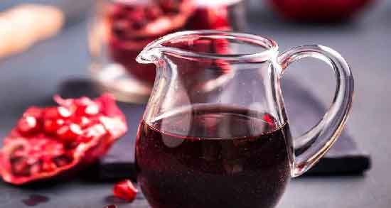 خواص آب انار در طب سنتی ؛ بررسی خواص درمانی و دارویی آب انار از نظر طب سنتی