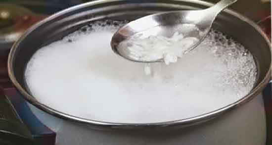 خواص آب برنج برای صورت ؛ از بین بردن لک های صورت با آب برنج