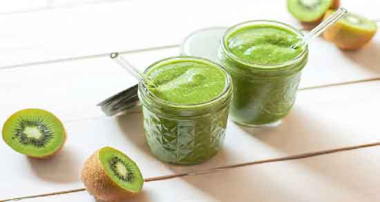 خواص آب سیب و کیوی ؛ حفظ سلامتی بدن با خوردن آب سیب و کیوی خواص آب سیب و کیوی ؛ حفظ سلامتی بدن با خوردن آب سیب و کیوی