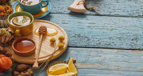 دمنوش گزنه و عسل ؛ خواص بی نظیر مصرف دمنوش گزنه و عسل