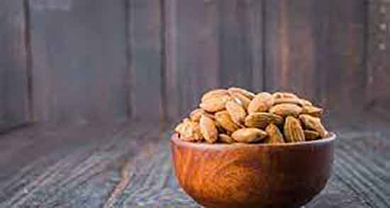 روغن بادام در ناف ؛ خاصیت مصرف روغن بادام تلخ در ناف نی نی سایت