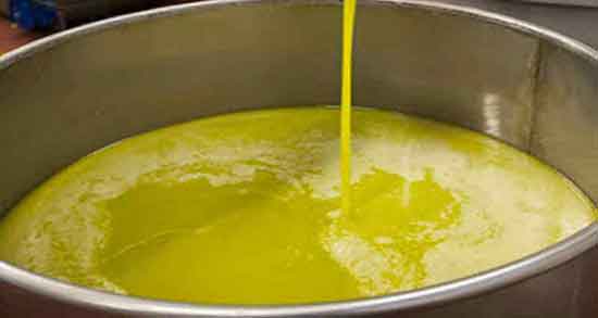 روغن حیوانی در بارداری ؛ ایا خوردن روغن محلی در بارداری مضر است روغن حیوانی در بارداری ؛ ایا خوردن روغن محلی در بارداری مضر است