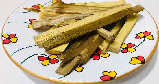 طبع ریشه زرشک ؛ آشنایی با خواص درمانی و طبع ریشه زرشک