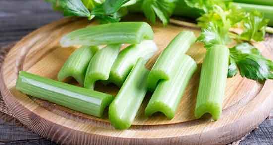 عرق کرفس برای تنبلی تخمدان ؛ تاثیر عرق کرفس برای کیست تخمدان عرق کرفس برای تنبلی تخمدان ؛ تاثیر عرق کرفس برای کیست تخمدان