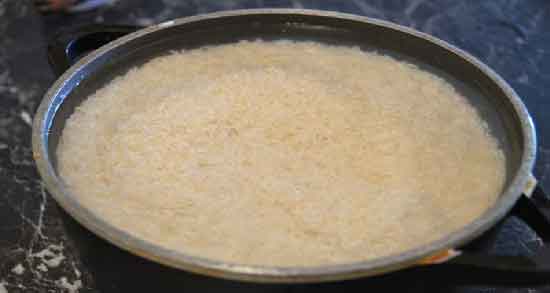 عوارض آب برنج برای پوست ؛ استفاده از آب برنج چه عوارضی برای پوست دارد