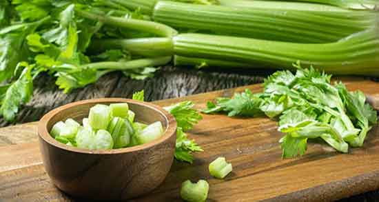 عوارض عرق کرفس ؛ مضرات مصرف عرق کرفس برای سرماخوردگی عوارض عرق کرفس ؛ مضرات مصرف عرق کرفس برای سرماخوردگی