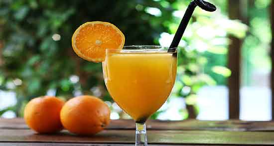 فواید آب پرتقال طبیعی ؛ آشنایی با خاصیت های دارویی آب پرتقال طبیعی برای بدن فواید آب پرتقال طبیعی ؛ آشنایی با خاصیت های دارویی آب پرتقال طبیعی برای بدن