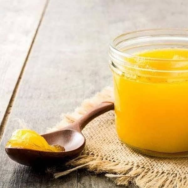 فواید روغن حیوانی محلی ؛ ایا روغن حیوانی برای لک صورت خوب است فواید روغن حیوانی محلی ؛ ایا روغن حیوانی برای لک صورت خوب است