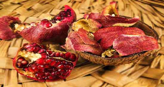 نشستن در تشت آب انار و همه چیز درباره اثر نشستن در تشت آب انار برای زنان نشستن در تشت آب انار ؛ همه چیز درباره اثر نشستن در تشت آب انار برای زنان