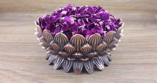 گل محمدی و قاعدگی ؛ تسکین دردهای قاعدگی با مصرف گل محمدی