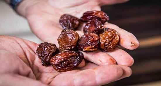 آلو خشک برای چی خوبه ؛ برای درمان کدام بیماری خوردن آلو خشک مفید است آلو خشک برای چی خوبه ؛ برای درمان کدام بیماری خوردن آلو خشک مفید است