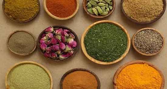 ادویه کاری برای چه غذایی خوبه ؛ برای درست کردن کدام غذاها ادویه کاری استفاده کنیم ادویه کاری برای چه غذایی خوبه ؛ برای درست کردن کدام غذاها ادویه کاری استفاده کنیم