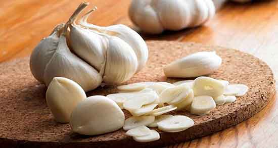 خاصیت پوست سیر و خواص پوست سیر برای تقویت ریشه موی سر خاصیت پوست سیر ؛ خواص پوست سیر برای تقویت ریشه موی سر