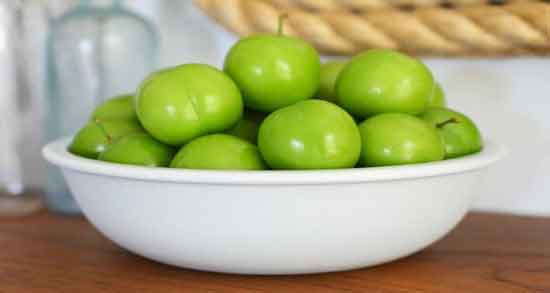 خواص آلوچه سبز در طب سنتی و فواید درمانی مصرف آلوچه سبز از نظر طب سنتی خواص آلوچه سبز در طب سنتی ؛ فواید درمانی مصرف آلوچه سبز از نظر طب سنتی