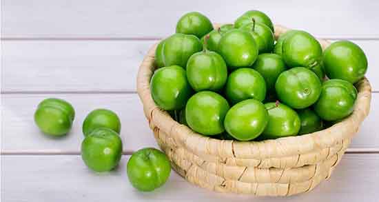 خواص آلوچه سبز پخته و خشک برای کبد در طب سنتی + فرق آلوچه و گوجه سبز خواص آلوچه سبز ؛ پخته و خشک برای کبد در طب سنتی + فرق آلوچه و گوجه سبز