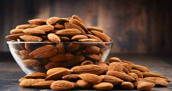 خواص بادام در بدنسازی و بادام مهمترین منبع برای ساخت توده عضلانی در بدنسازان خواص بادام در بدنسازی ؛ بادام مهمترین منبع برای ساخت توده عضلانی در بدنسازان