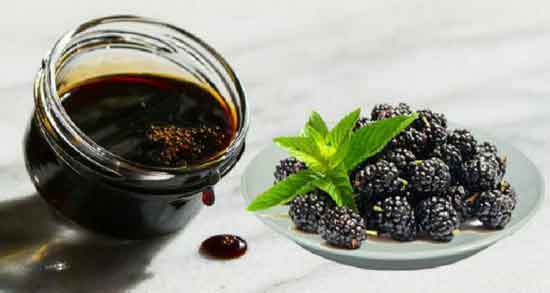 خواص شربت توت سیاه ؛ درمان کمبود آهن و تقویت بینایی با خوردن شربت توت سیاه خواص شربت توت سیاه ؛ درمان کمبود آهن و تقویت بینایی با خوردن شربت توت سیاه
