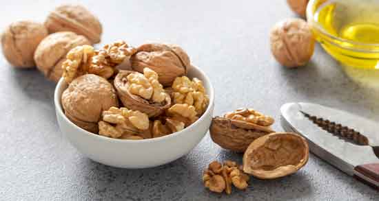 خواص گردو در شب و بررسی خواص درمانی خوردن گردو در شب خواص گردو در شب ؛ بررسی خواص درمانی خوردن گردو در شب