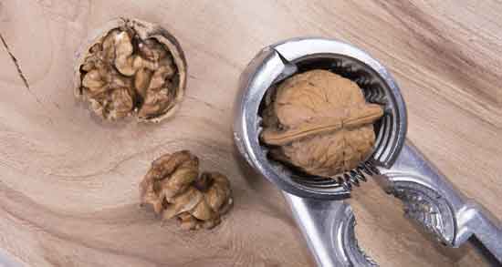 خواص گردو و لاغری و خاصیت خوردن گردو و لاغری برای کاهش وزن و لاغری خواص گردو و لاغری ؛ خاصیت خوردن گردو و لاغری برای کاهش وزن و لاغری