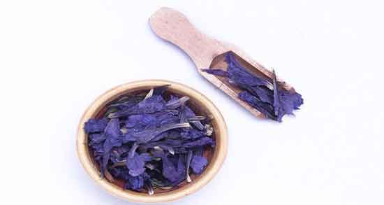 خواص گل گاوزبان در قاعدگی و کاهش دردهای قاعدگی با مصرف دمنوش گل گاوزبان خواص گل گاوزبان در قاعدگی ؛ کاهش دردهای قاعدگی با مصرف دمنوش گل گاوزبان