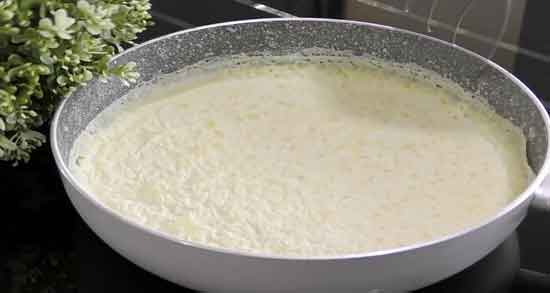 سرشیر چیست و آشنایی کامل با سرشیر و خواصی که دارد سرشیر چیست ؛ آشنایی کامل با سرشیر و خواصی که دارد