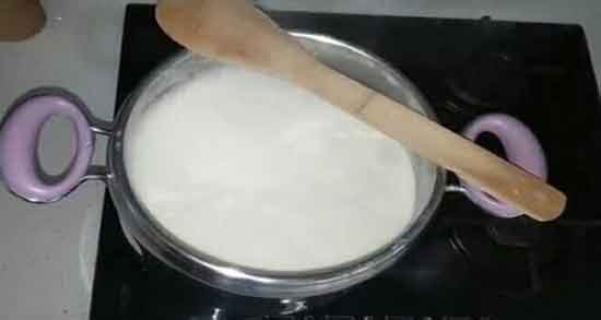 علت تلخ شدن سرشیر ؛ چه عواملی باعث تلخ شدن سرشیر می شود؟ علت تلخ شدن سرشیر ؛ چه عواملی باعث تلخ شدن سرشیر می شود؟