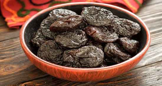 فواید آلو خشک برای پوست و آبرسانی به پوست صورت با خوردن آلو خشک فواید آلو خشک برای پوست ؛ آبرسانی به پوست صورت با خوردن آلو خشک