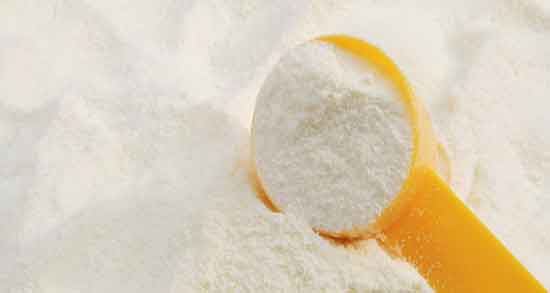 فواید شیر خشک برای جوانان و خواص استفاده از شیر خشک برای سلامت بدن فواید شیر خشک برای جوانان ؛ خواص استفاده از شیر خشک برای سلامت بدن