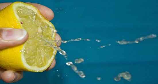 فواید لیمو شیرین برای سرماخوردگی و درمان فوری سرماخوردگی با لیمو شیرین فواید لیمو شیرین برای سرماخوردگی ؛ درمان فوری سرماخوردگی با لیمو شیرین