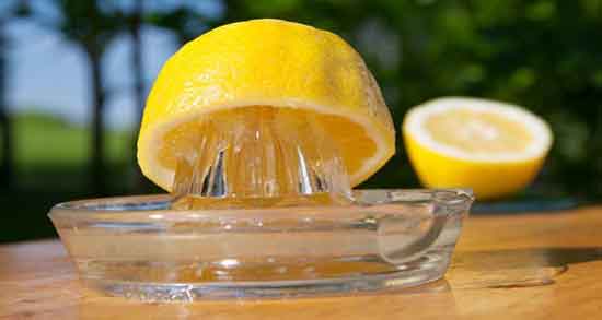 فواید لیمو شیرین برای نوزاد و تاثیر درمانی لیمو شیرین برای کاهش زردی نوزاد فواید لیمو شیرین برای نوزاد ؛ تاثیر درمانی لیمو شیرین برای کاهش زردی نوزاد