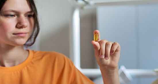 فواید ویتامین دی برای مو و آیا ویتامین دی باعث رشد بهتر مو میشود فواید ویتامین دی برای مو ؛ آیا ویتامین دی باعث رشد بهتر مو میشود