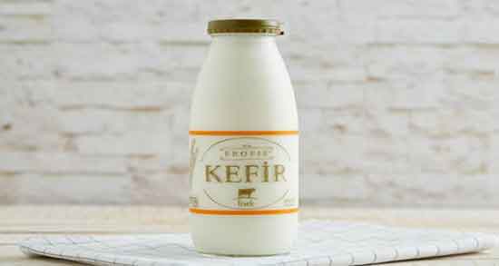 فواید کفیر برای صورت ؛ زیبایی و شفافی پوست صورت با خوردن کفیر فواید کفیر برای صورت ؛ زیبایی و شفافی پوست صورت با خوردن کفیر