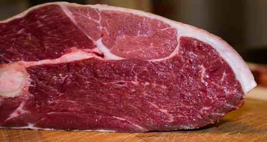 فواید گوشت گاو و آشنایی با خواص درمانی و دارویی گوشت گاو برای سلامتی فواید گوشت گاو ؛ آشنایی با خواص درمانی و دارویی گوشت گاو برای سلامتی