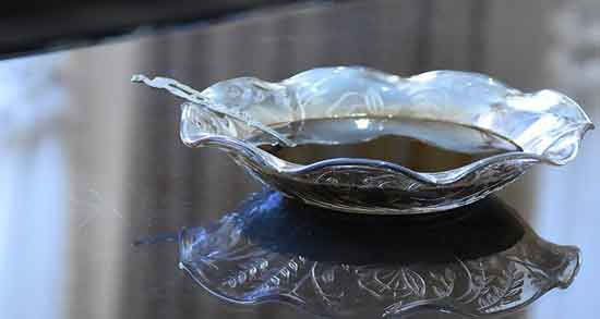 مضرات ارده و خرما و در چه مواردی خوردن ارده و خرما برای بدن ضرر دارد مضرات ارده و خرما ؛ در چه مواردی خوردن ارده و خرما برای بدن ضرر دارد