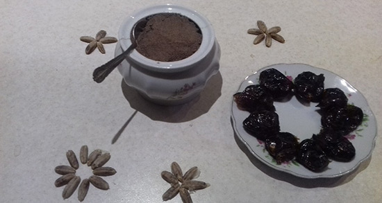 مضرات قورت دادن هسته خرما ؛ اگر هسته خرما قورت بدیم چی میشه مضرات قورت دادن هسته خرما ؛ اگر هسته خرما قورت بدیم چی میشه