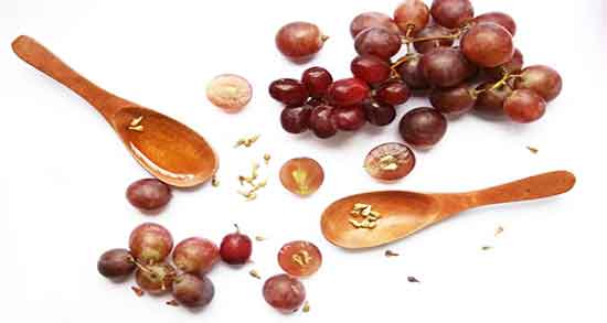 هسته انگور برای پوست ؛ فواید هسته انگور برای درمان جوش صورت هسته انگور برای پوست ؛ فواید هسته انگور برای درمان جوش صورت