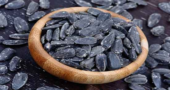 کالری تخمه آفتابگردان ؛ میزان کالری تخمه افتابگردان برای بدن چقدر است کالری تخمه آفتابگردان ؛ میزان کالری تخمه افتابگردان برای بدن چقدر است