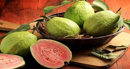 گواوا برای مو و تقویت فولیکول های موی سر با مصرف گواوا گواوا برای مو ؛ تقویت فولیکول های موی سر با مصرف گواوا