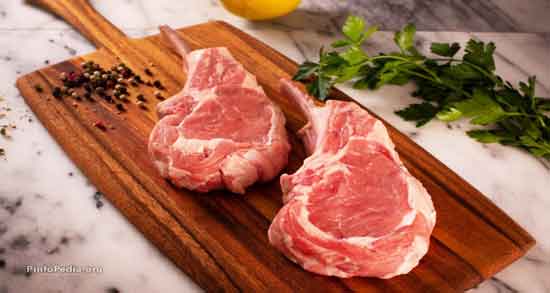 گوشت گوساله و یبوست و تاثیر خوردن گوشت گوساله برای بیماری یبوست گوشت گوساله و یبوست ؛ تاثیر خوردن گوشت گوساله برای بیماری یبوست