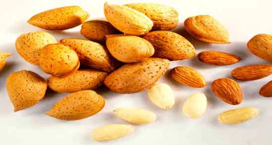 بادام تلخ و پوست و کاهش چین و چروک پوست با بادام تلخ بادام تلخ و پوست ؛ کاهش چین و چروک پوست با بادام تلخ