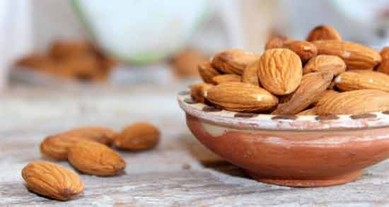 خواص بادام در لاغری و کالری پایین بادام مفید برای لاغری و کاهش وزن خواص بادام در لاغری ؛ کالری پایین بادام مفید برای لاغری و کاهش وزن