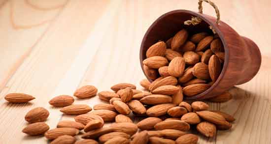 مضرات بادام برای دیابت و عوارض و مضرات خوردن بادام برای قند خون مضرات بادام برای دیابت ؛ عوارض و مضرات خوردن بادام برای قند خون
