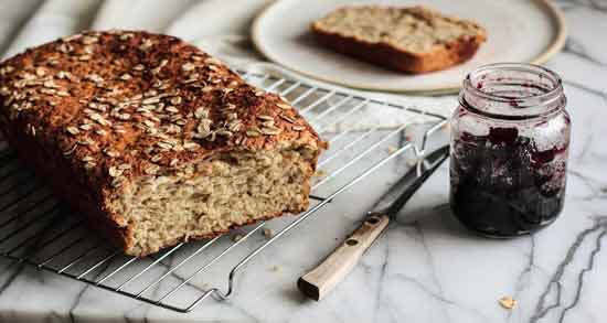 مقدار مصرف روزانه نان جو و در طول روز مجاز به مصرف چه میزان نان جو هستیم مقدار مصرف روزانه نان جو ؛ در طول روز مجاز به مصرف چه میزان نان جو هستیم