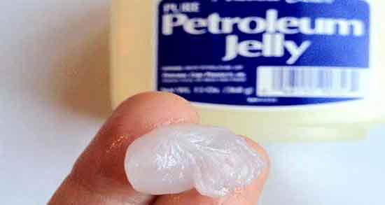 وازلین در دوران بارداری و خاصیت استفاده از وازلین در دوران بارداری وازلین در دوران بارداری ؛ خاصیت استفاده از وازلین در دوران بارداری